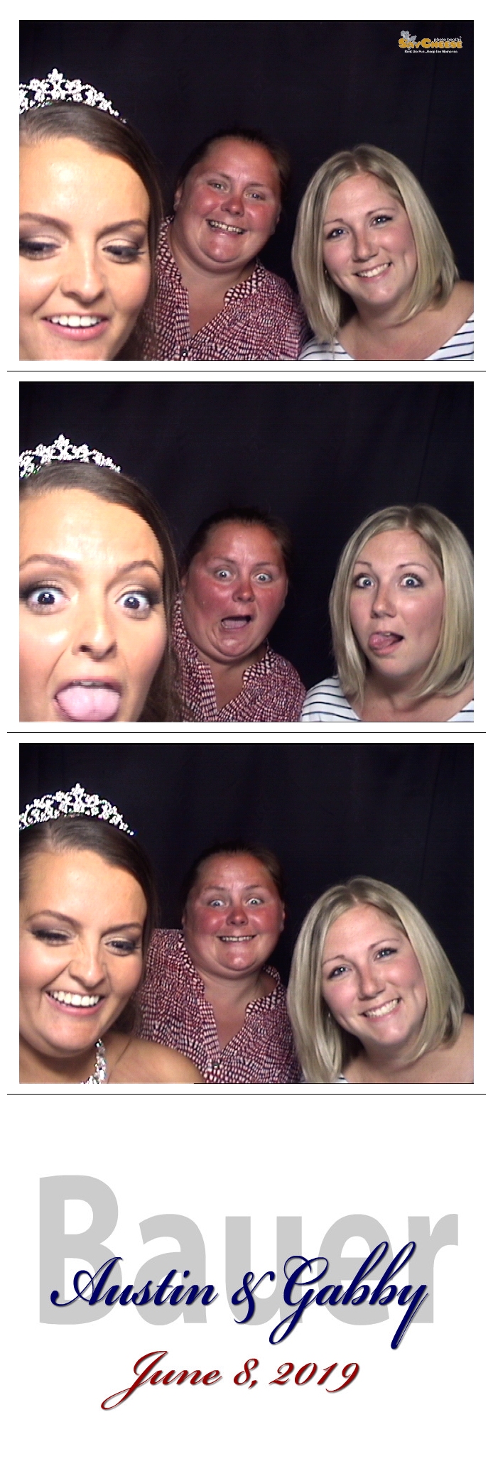 Bauer / Gregory Wedding  | View more photos from the event at gallery.saycheesephotobooth.com/u/SayCheesePhotoBooth/Bauer-Gregory-Wedding
